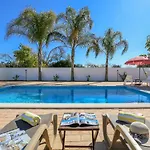 Stunning Luxury Private Pool, Gale 알부페이라