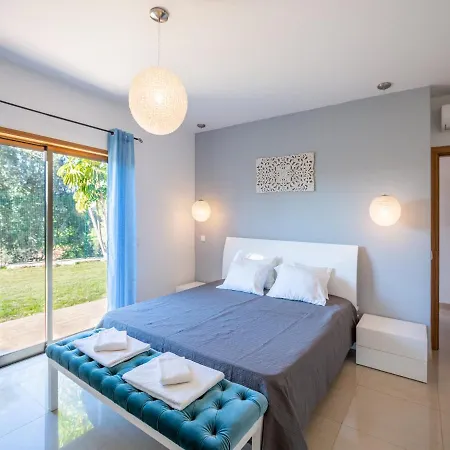 Stunning Luxury Private Pool, Gale *