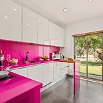 Stunning Luxury Private Pool, Gale וילה