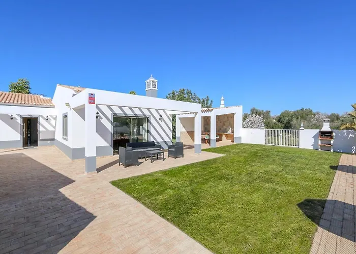 Stunning Luxury Private Pool, Gale Villa Albufeira